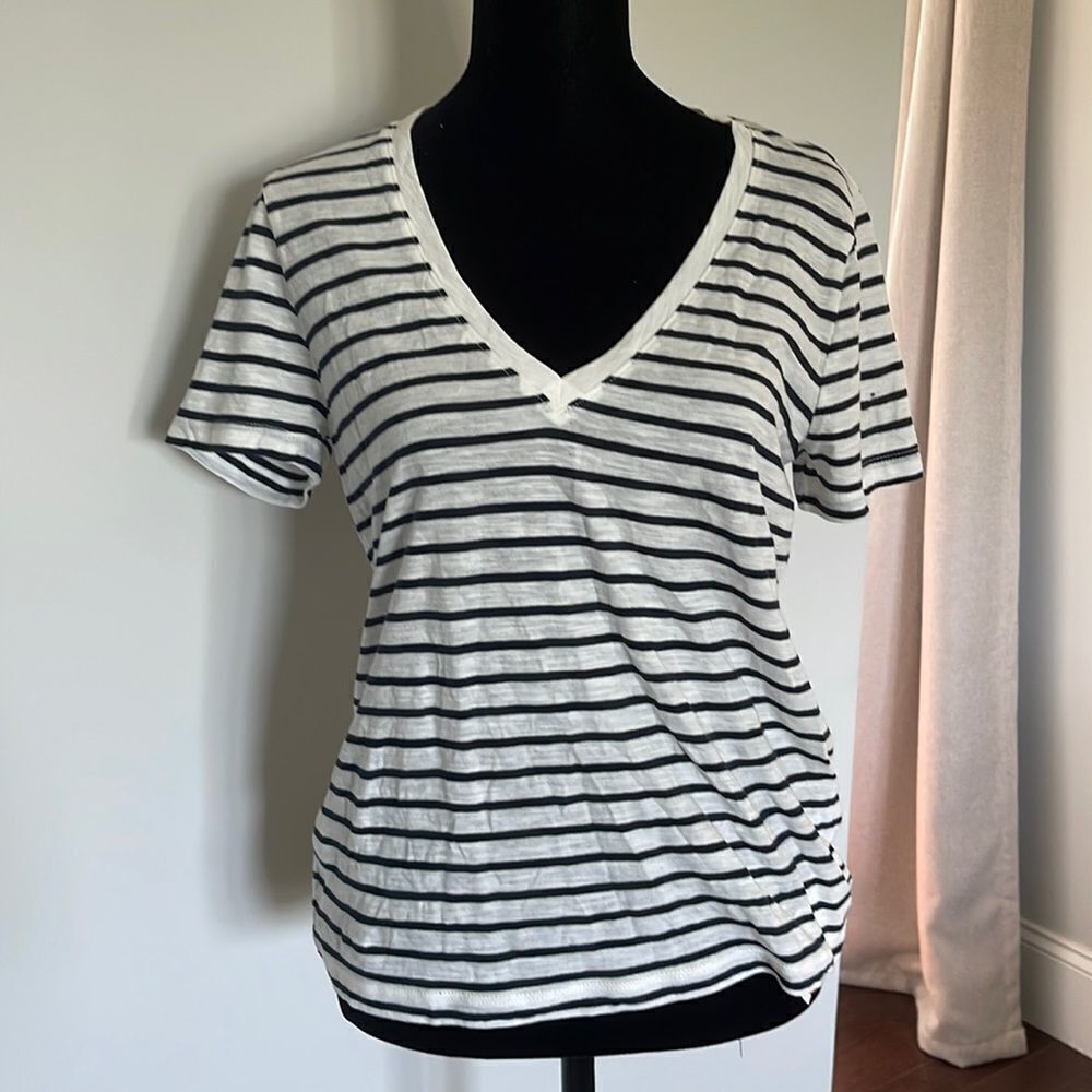 NWT Madewell Cotton T-shirt V neck Navy striped Size Small